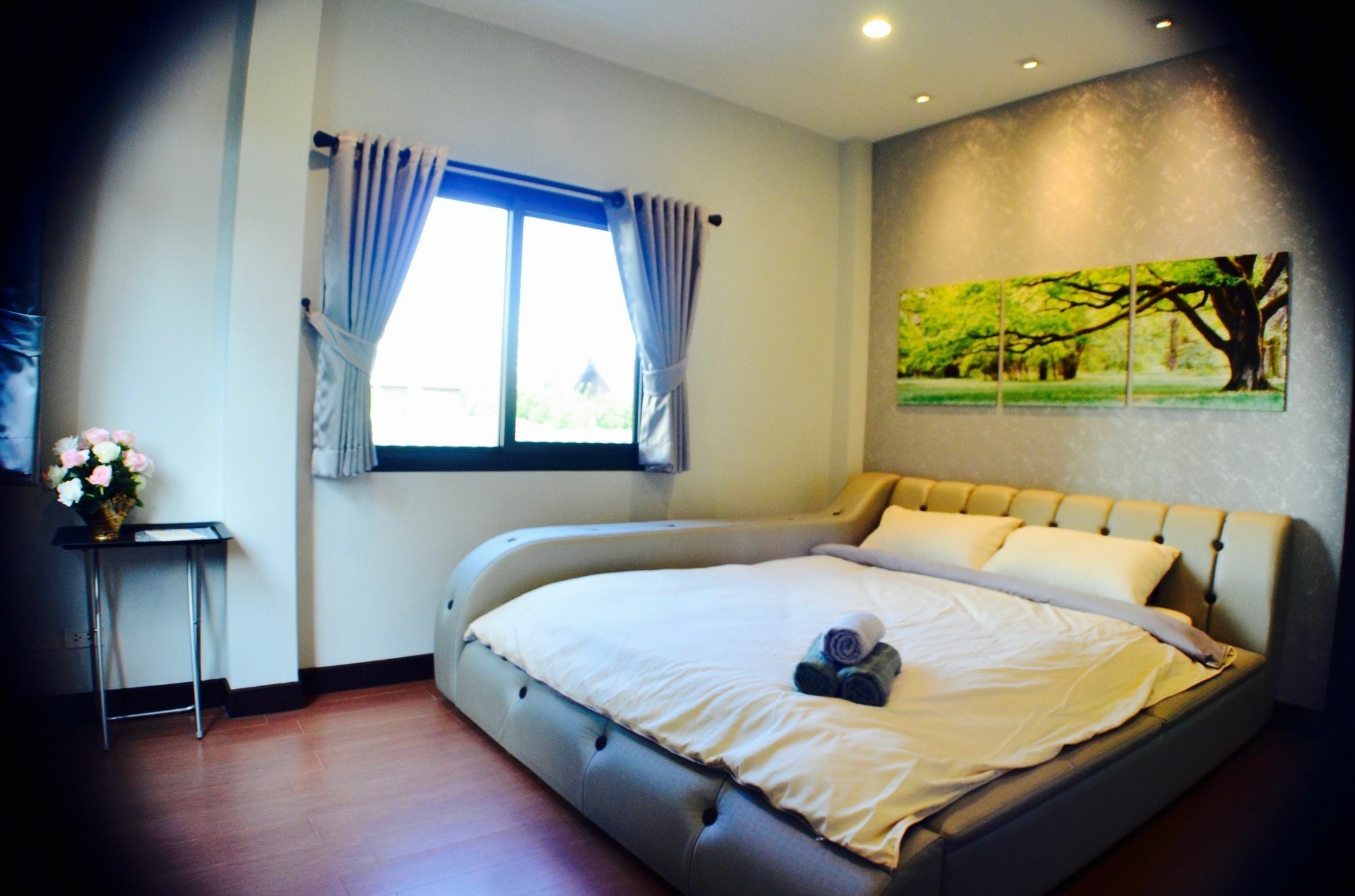 4 Bedroom House At Skytrain กรุงเทพมหานคร ภายนอก รูปภาพ